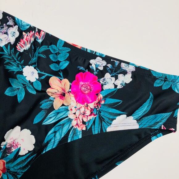Floral Bikini Bottoms - Picture 3 of 4